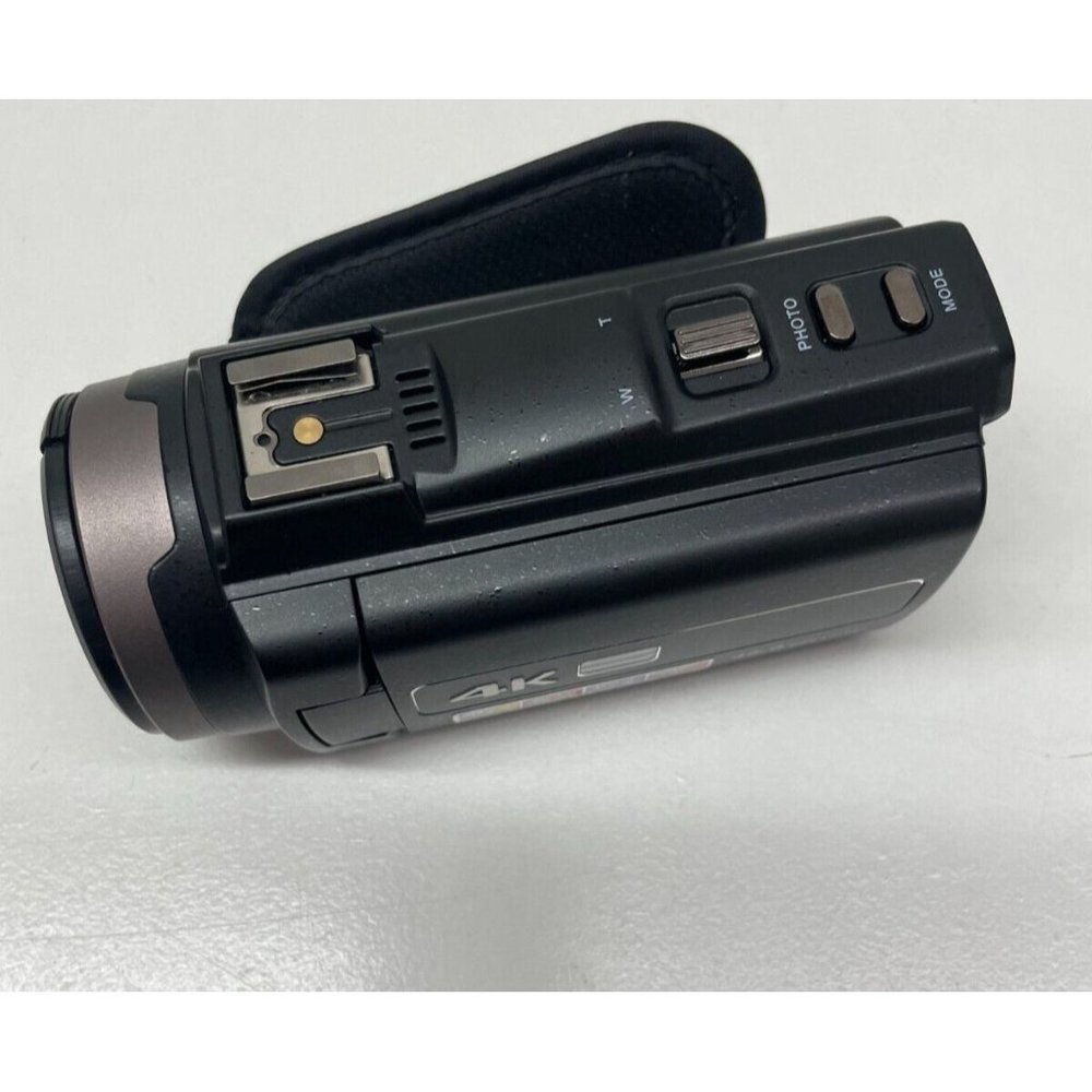 Digital Video Camera - Picture 3 of 6